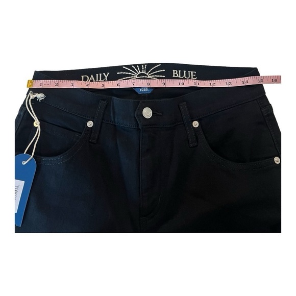 Daily Blue Bell Stay Black Stretch Baxerite Jeans Peace Infinity Wash NEW - Picture 8 of 16